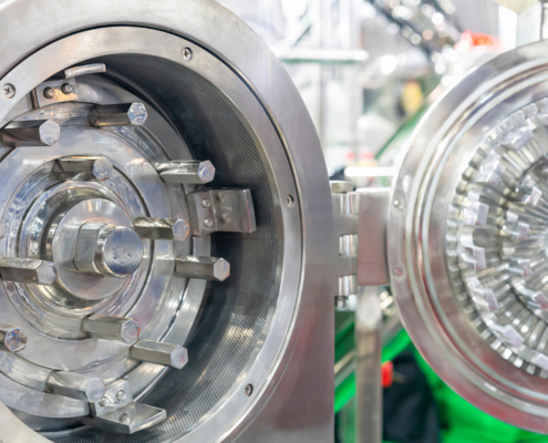 Detail inside chamber of stainless steel universal crusher fine grinder machine